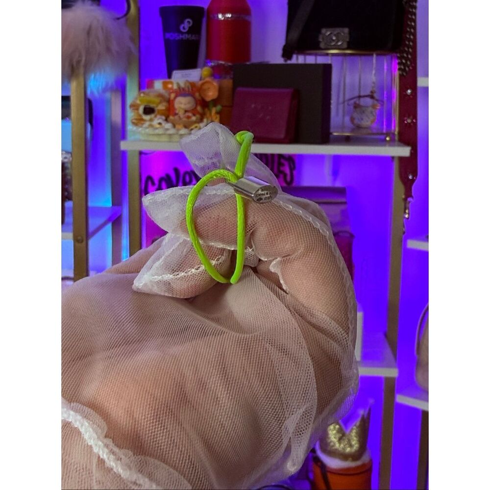 LOUIS VUITTON Lockit 925 silver Lock Neon Bracelet - Picture 3 of 8